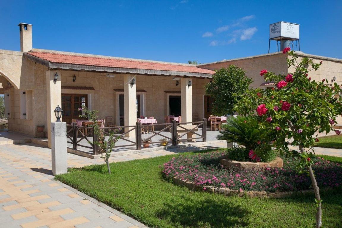 Glaro Garden Hotel Agia Trias Εξωτερικό φωτογραφία